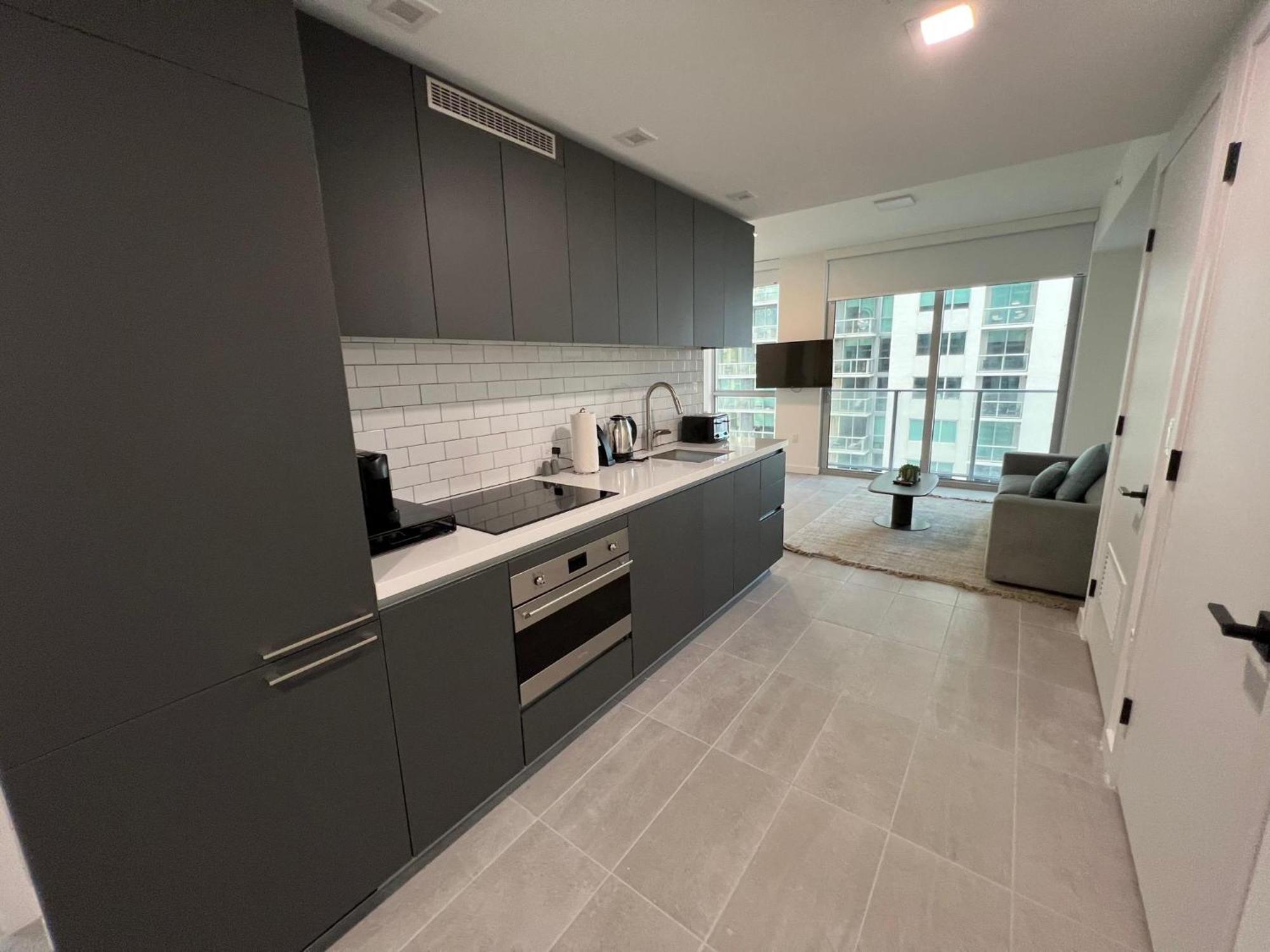 227-2113ic Downtown Appartement *